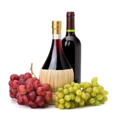 Obraz premium Full red wine bottle