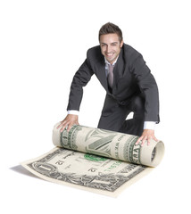 Exitoso hombre de negocios sujetando un billete de dólar.