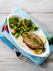 mackerel with steamed broccoli