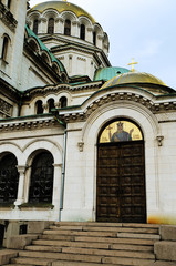Fototapeta na wymiar Św Aleksandra Newskiego fasada katedry, Sofia, Bułgaria