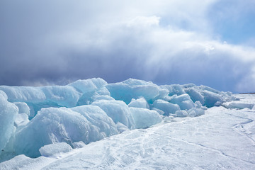 Winter Baikal © Serg Zastavkin