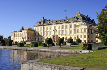 Fototapeta na wymiar Drottningholm palace, Stockholm