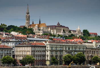 Fototapeta na wymiar Buda i Matthias Kościół. Stare miasto w Budapeszcie, Węgry.