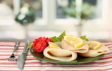 boiled squids with vegetables