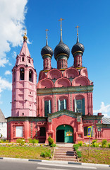 Fototapeta na wymiar Church of St. Paraskevi in Yaroslavl