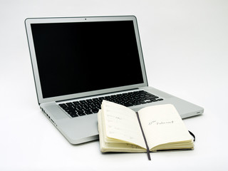 Computer mit Kalender