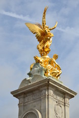 Fototapeta na wymiar Statua Londyn 13