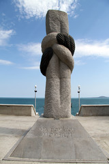 Marine memorial