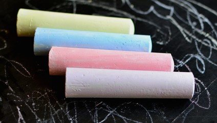 colored chalk © robert6666