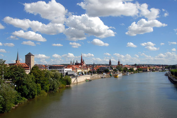 Blick von der Friedensbrücke auf Würzburg, Main, Bayern