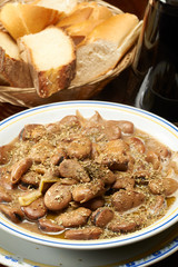 piatto con fave bollite tipico palermitano