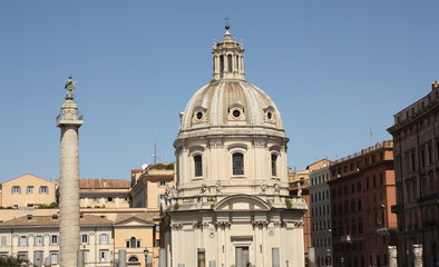 ROMA EDIFICIO RELIGIOSO