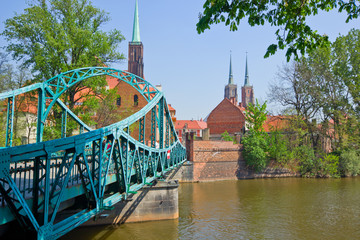 Obraz premium bridge to island Tumski, Wroclaw, Poland