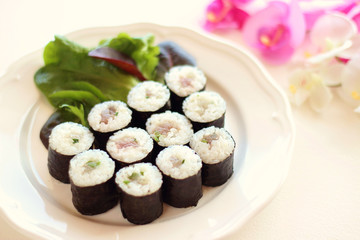 Japanese cuisine, Negitoro maki