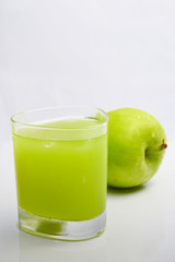 apple and apple juice