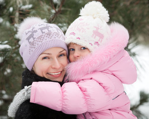 Obraz premium Family in winter park
