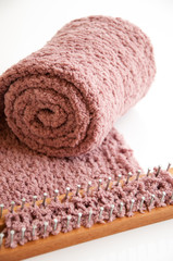 Loom knitting with wool