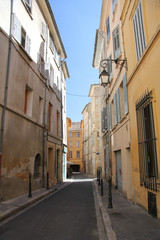 Fototapeta na wymiar Ulica w Aix-en-Provence