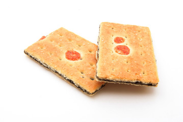 2pcs biscuits with grape filling