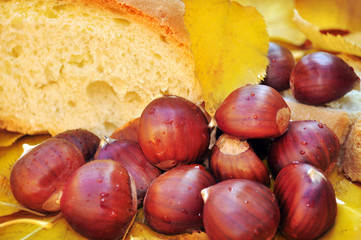 Pane e castagne alimentazione in autunno