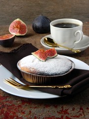 Pie with figs