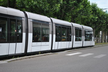 Fototapeta na wymiar Tramwajowy Strasburg 2