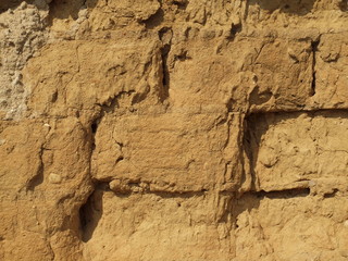 Wall of clay