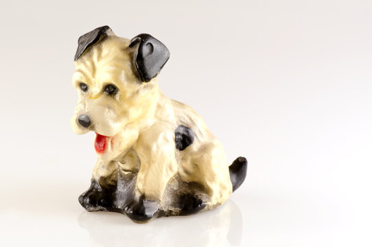 dog ceramic retro isolated on white