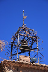 Seillans le campanile en fer forgé