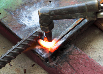 Gas heating cutting metal bending square bar