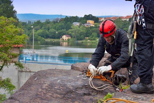 rescuer on the rope, exercise special police units