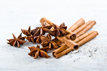 cinamon sticks with anice