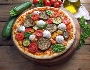 Vegetarian Pizza - Pizza vegetariana