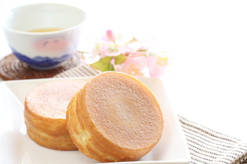 Japanese cuisine, green tea Imagawayaki