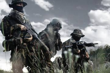Bundeswehr soldiers in full gear