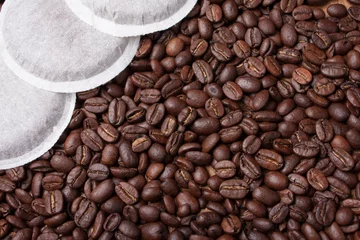 Tuinposter Tas de dosettes de café pour machines © bbbastien
