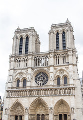 Fototapeta na wymiar Notre Dame (Paryż)
