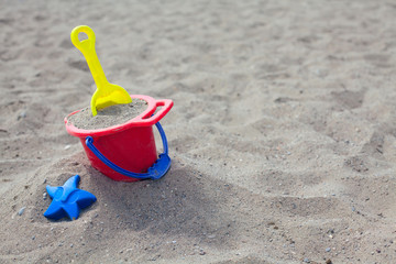 Fototapeta na wymiar zabawki plażowe