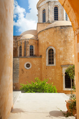Fototapeta na wymiar Klasztor Agia Triada. Grecja. Kreta. 3