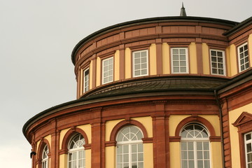 Fototapeta na wymiar Hall w Neustadt
