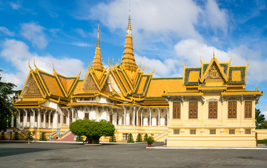 Fototapeta premium The Royal Palace in Phnom Penh