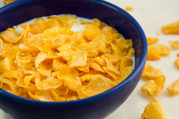 corn flakes in the blue bowl