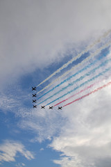 Red arrows