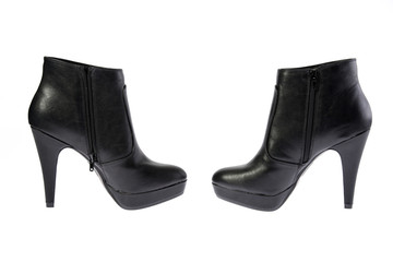 Stiefletten schwarz freigestellt