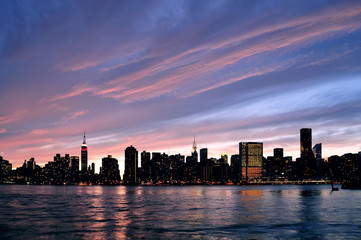 Fototapeta na wymiar New York City Manhattan panorama sunset