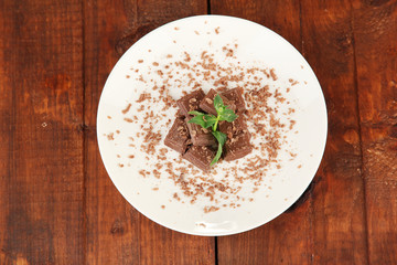 Chocolate crumb with mint