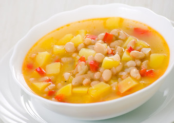 Vegetarian white bean soup