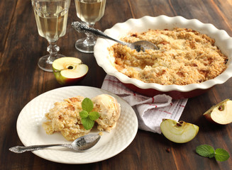 Apple crumble