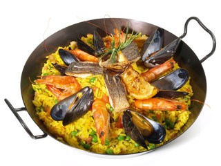 Paella in der Pfanne