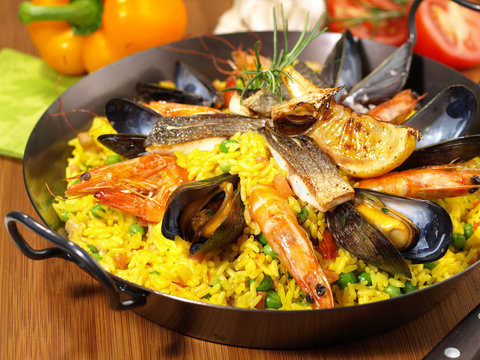 Paella in der Pfanne